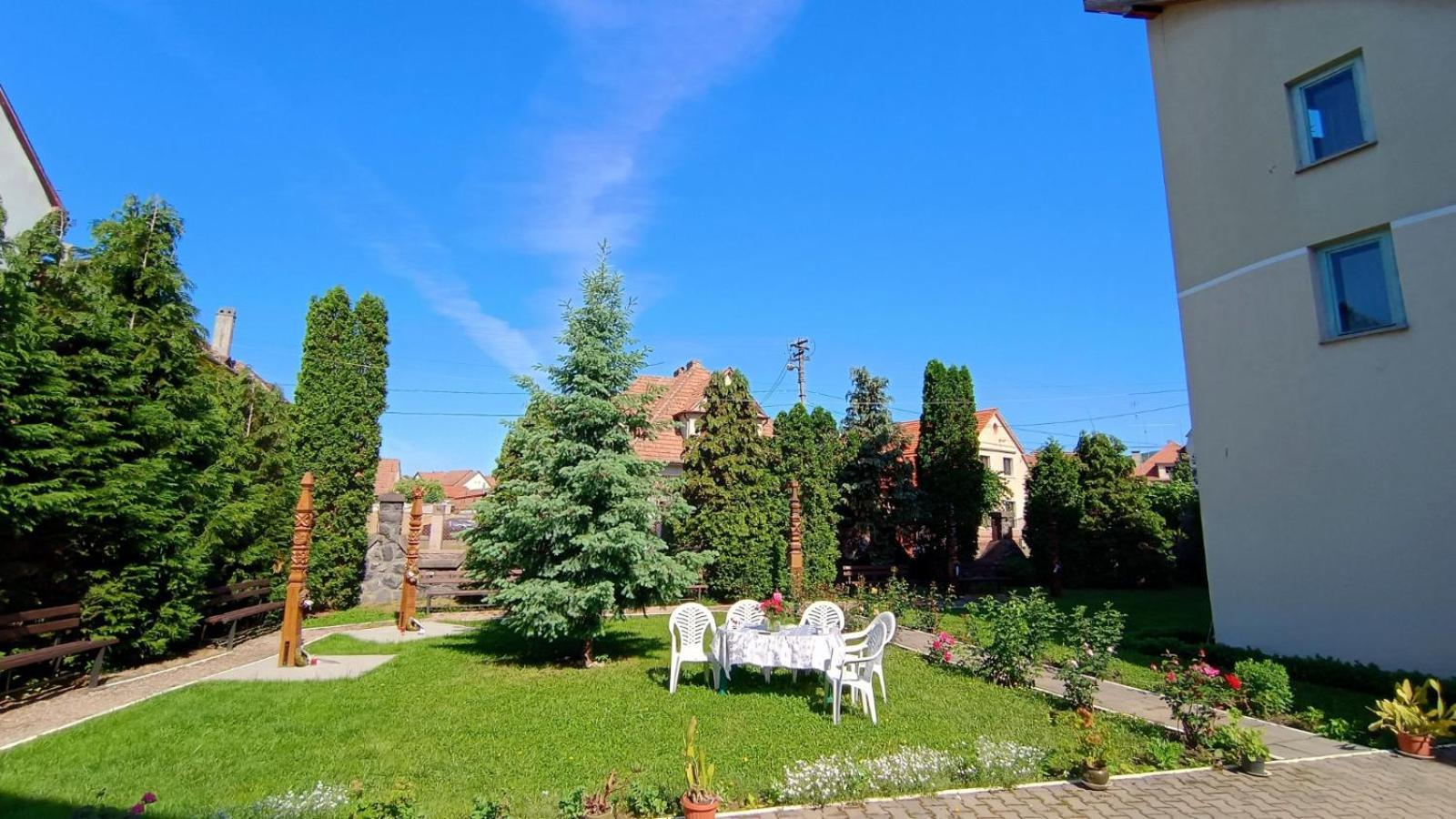 Centrul Gaudeamus Hostel Сигишоара Екстериор снимка